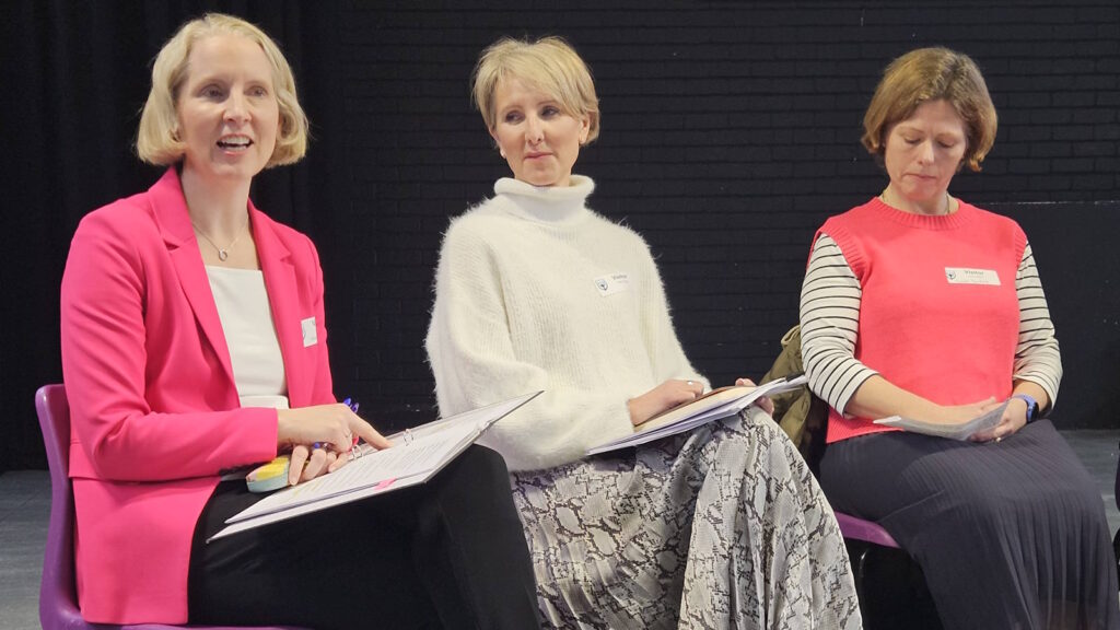 Emma Reynolds MP chairs a meeting about keeping children safe online.